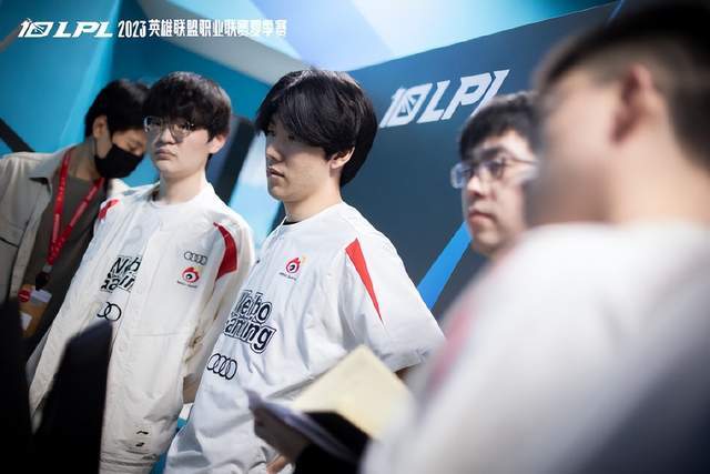 个球队的进 个球队的进