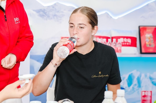 史上最强女泳手 艾玛宣布退役.